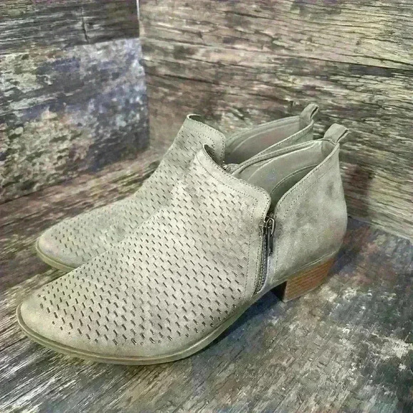 Torrid Taupe Perforated Ankle Bootie Boots Womens size 11 - Picture 1 of 5